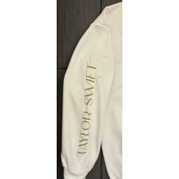 Taylor Swift Fearless Taylor’s Version Crewneck Sweatshirt Size 3XL White - Picture 2 of 11